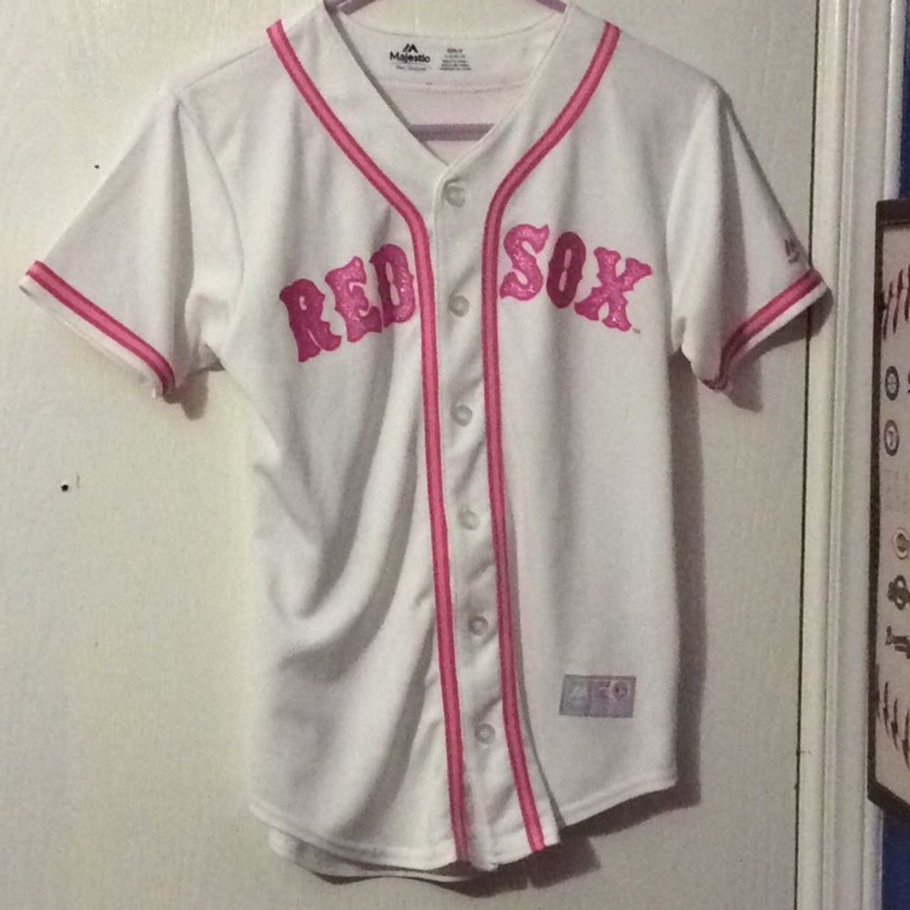Pink Red Sox jersey